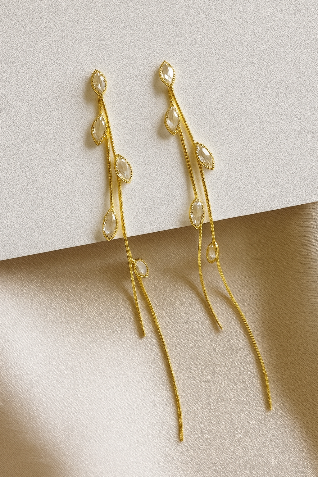 Aretes 2 tiras 5 hojitas