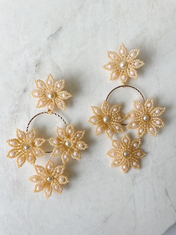 Aretes 4 flores grandes