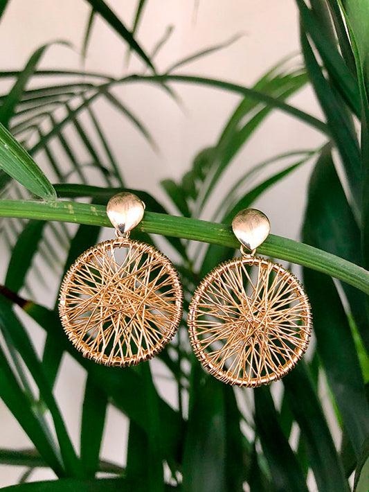 Aretes círculo telaraña chico con base gota