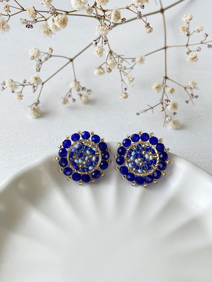 Aretes pegados círculo con muranos y mostacillas