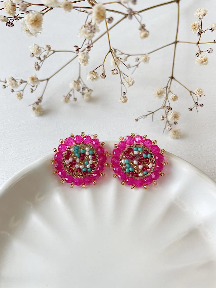Aretes pegados círculo con muranos y mostacillas