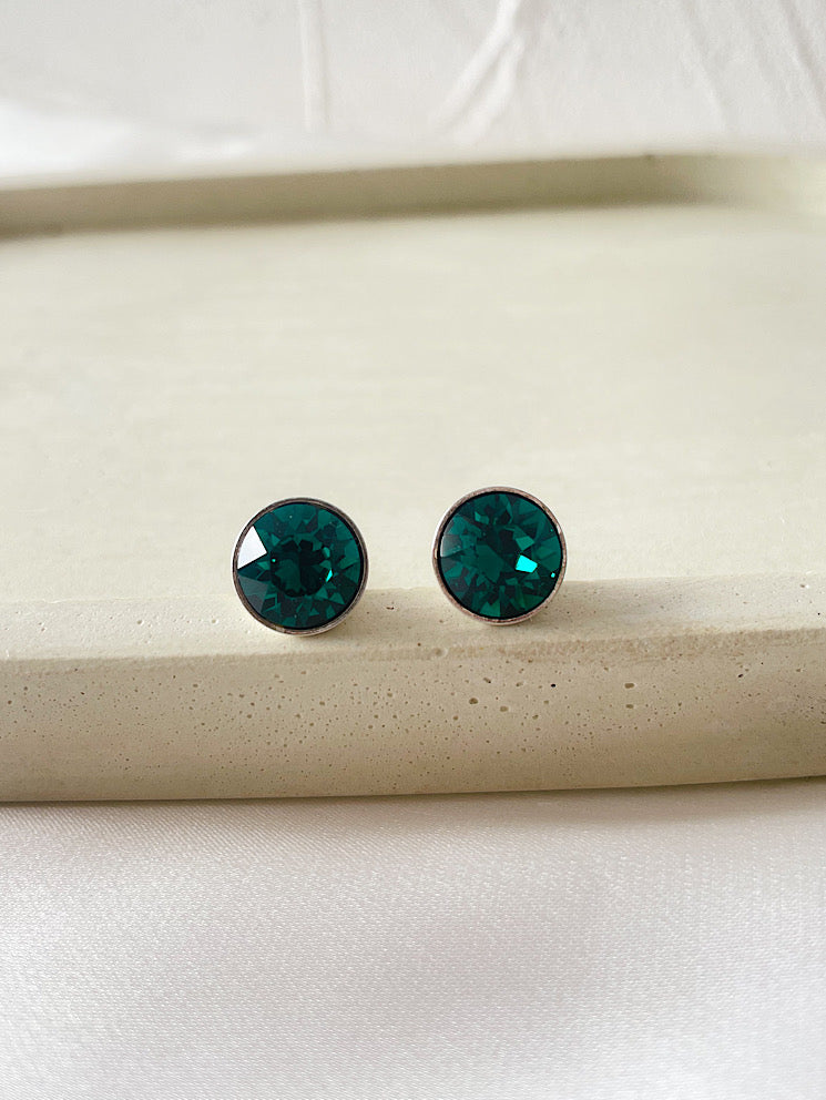 Aretes pegados punto de luz Swarovski