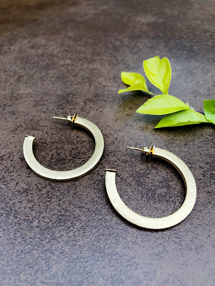 Argollas satinadas – Gisselle Vega Joyas