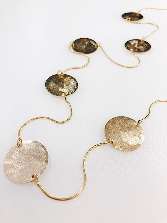 Collar largo cola de ratón con círculos satinados