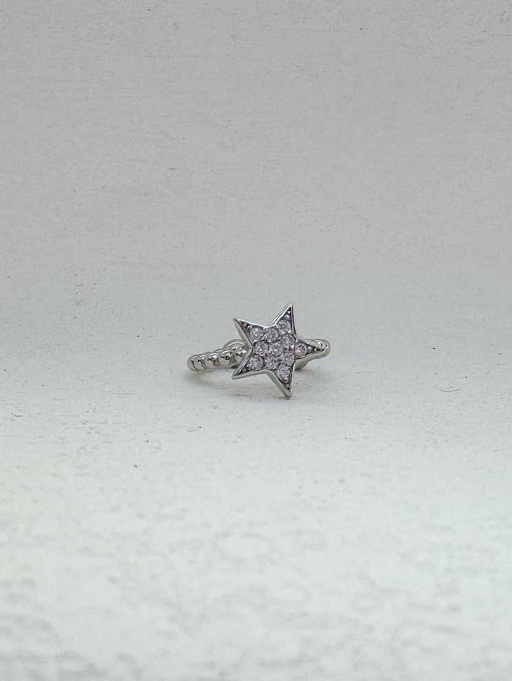Earcuff argolla de bolitas y estrella con circones
