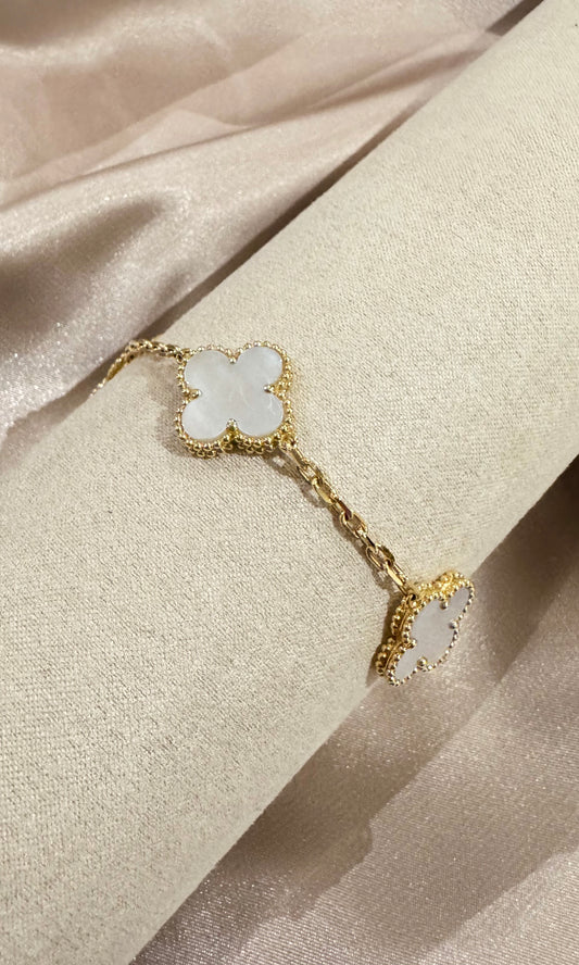 Pulsera cadena con 5 tréboles