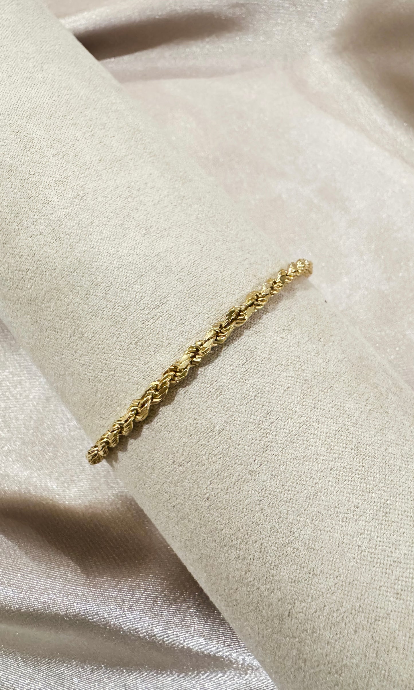 Pulsera entorchada