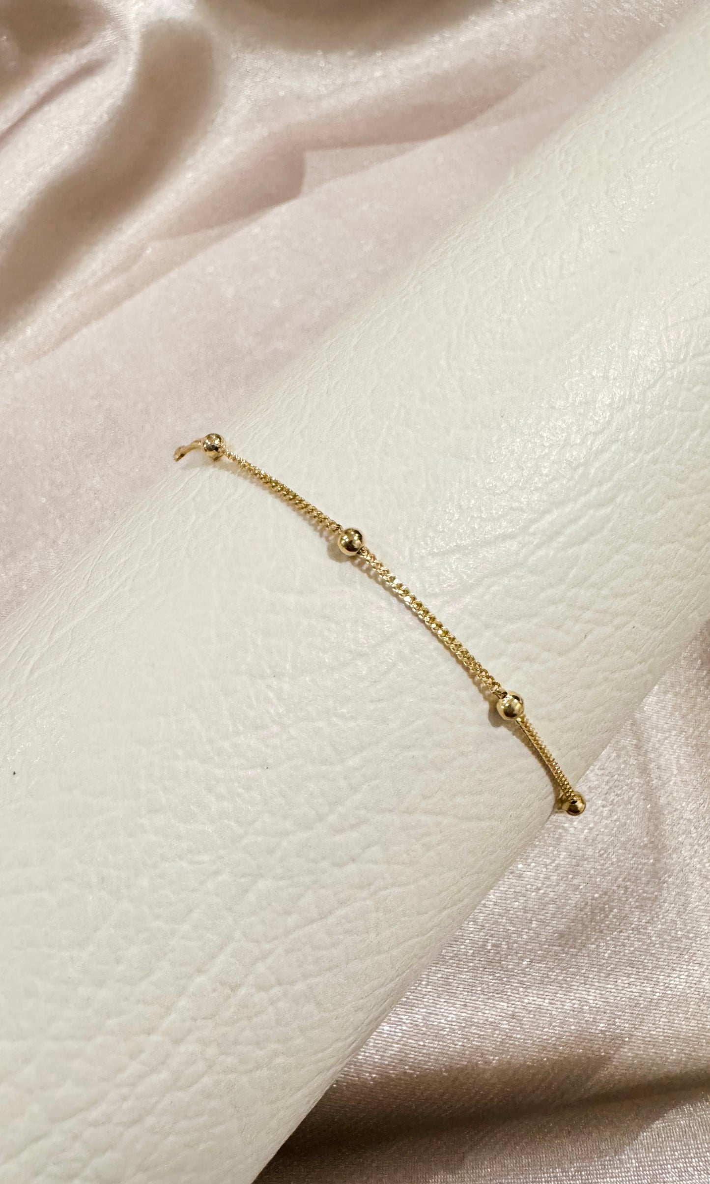Pulsera cadena con bolitas lisas
