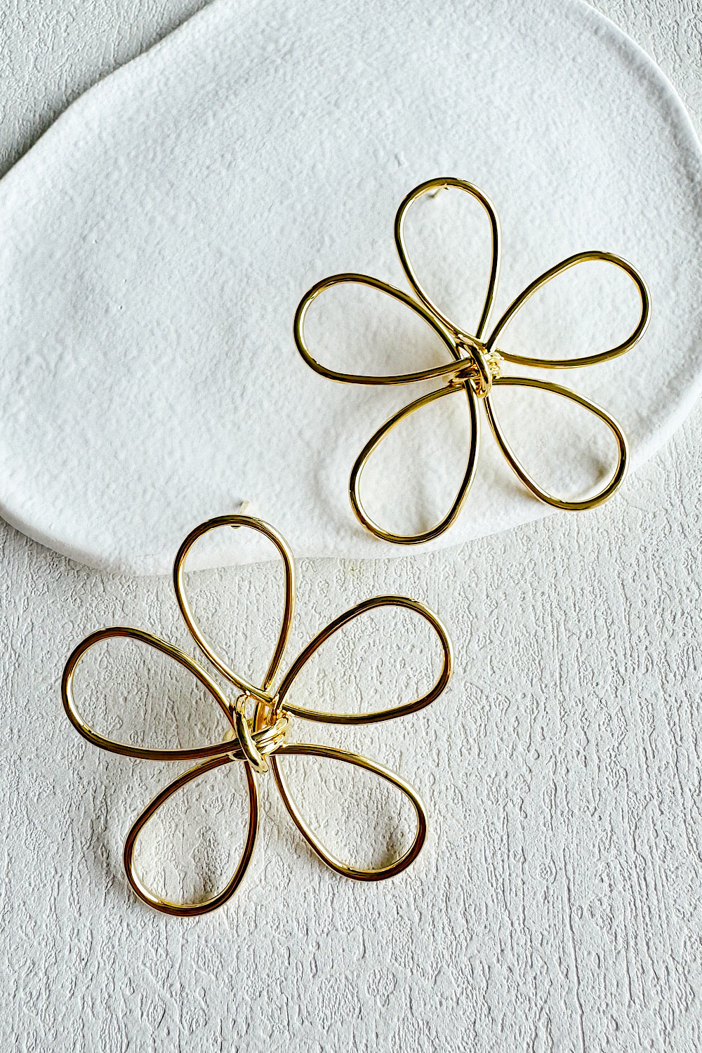 Aretes flor calada
