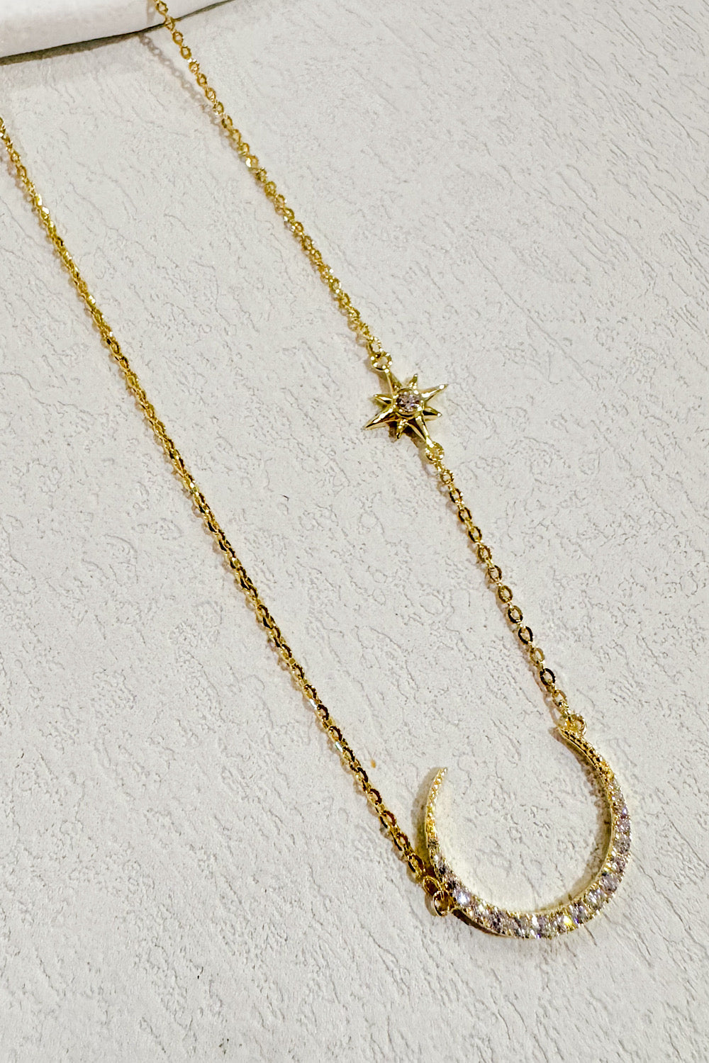 Cadena luna y estrellita