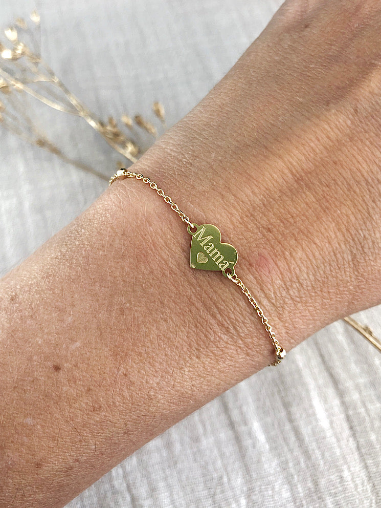 Pulsera cadena con dije corazón mamá