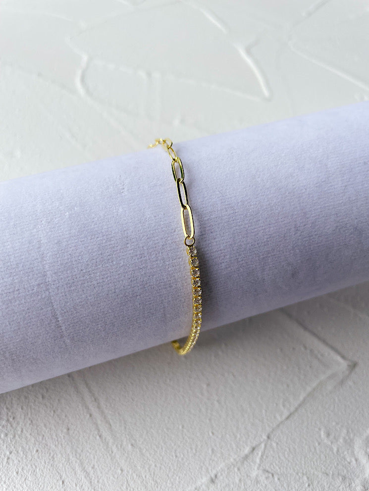 Pulsera mitad paper clip y mitad tenis con circones