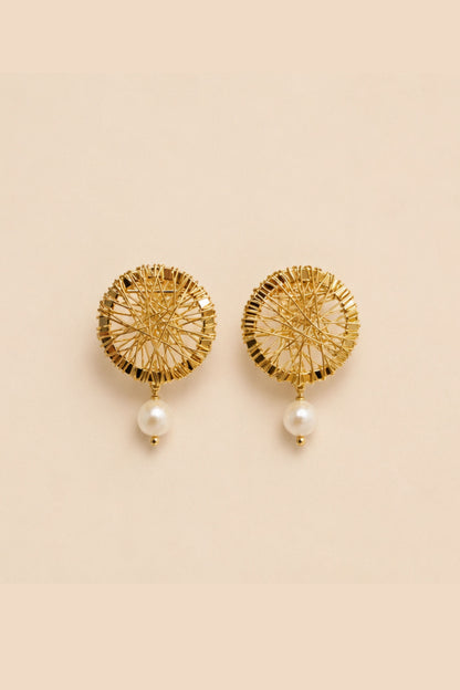 Aretes pegados telaraña con perla