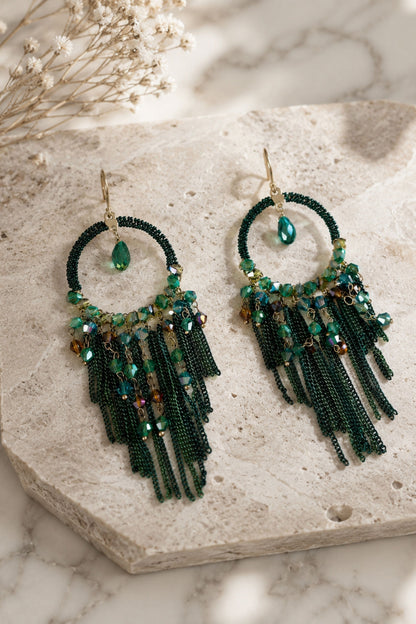 Aretes turcos argolla con cadenas colgando