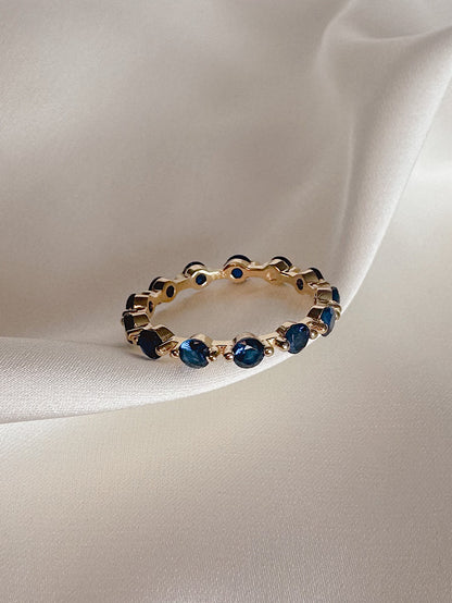 Anillo eternity 2 uñas con circones