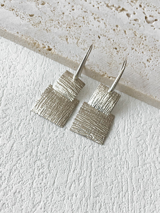 Aretes 2 cuadrados texturados en degradé