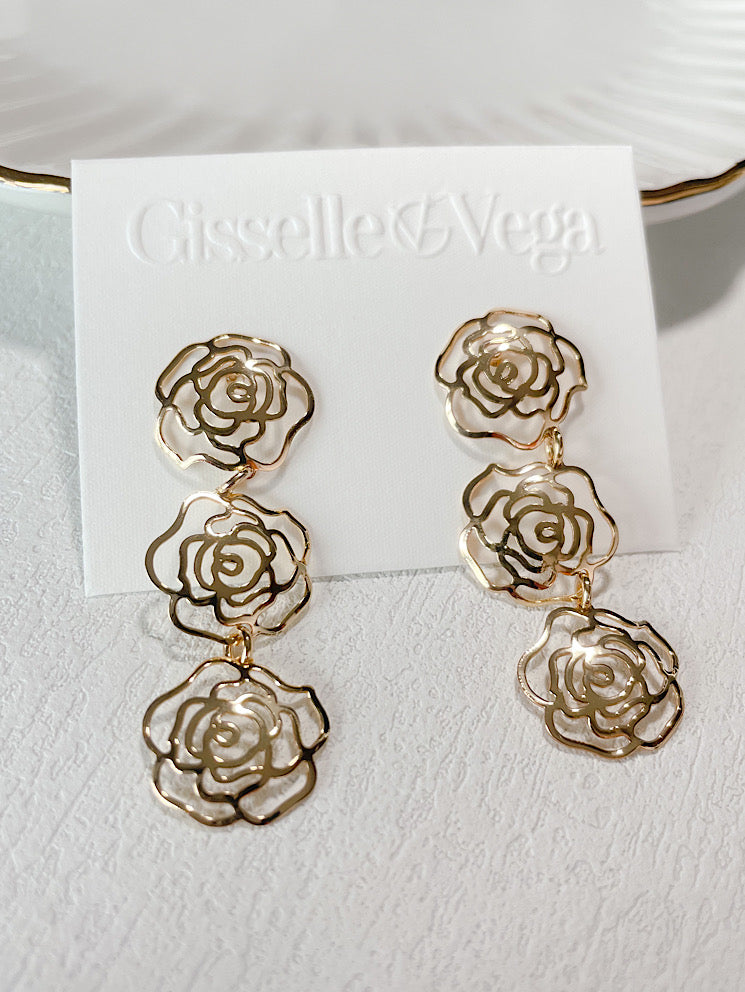 Aretes 3 flores caladas
