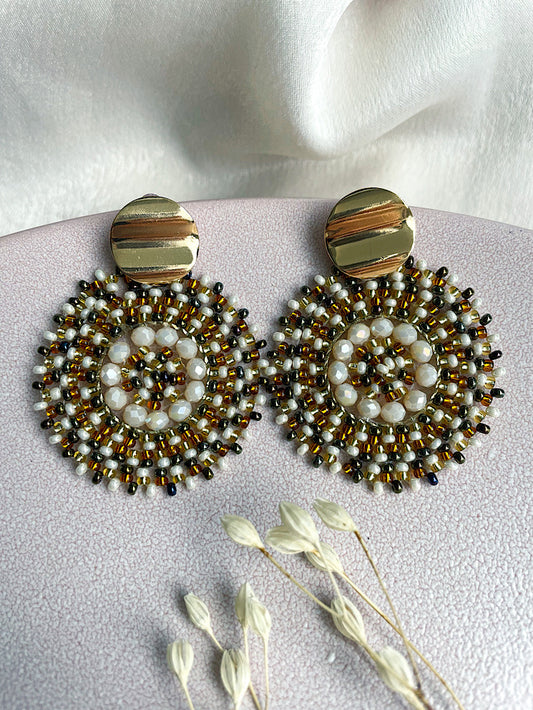 Aretes círculo con mostacillas
