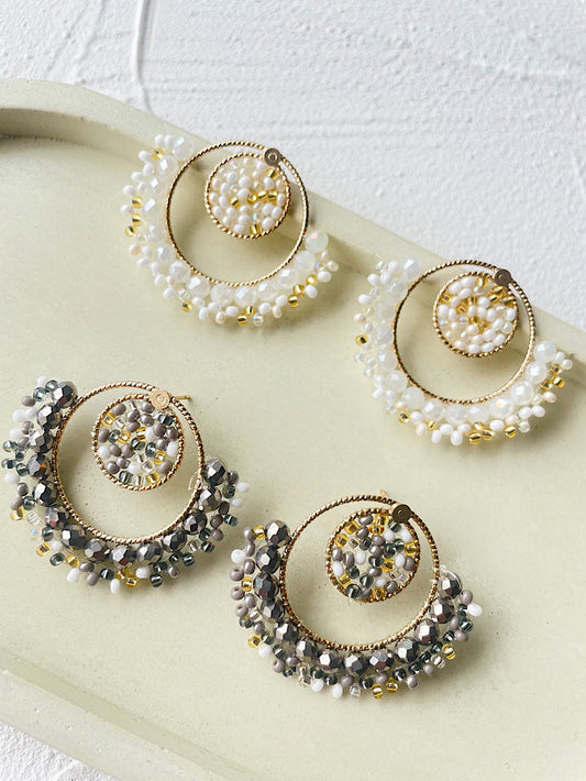 Aretes pegados círculo con muranos y mostacillas