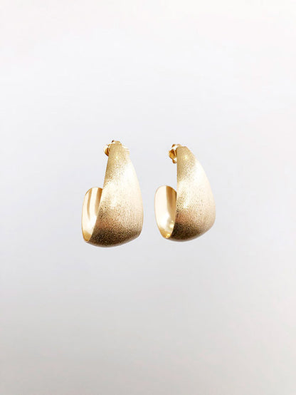 Argollas media luna satinadas grandes