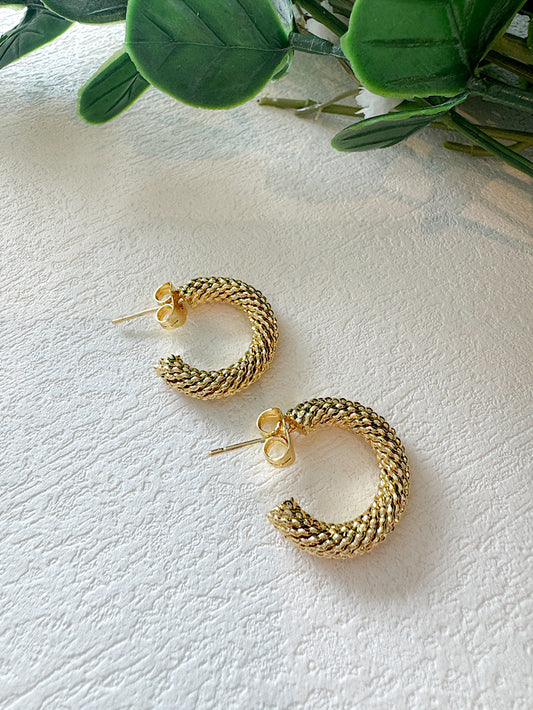 Argollas tubo tejidas