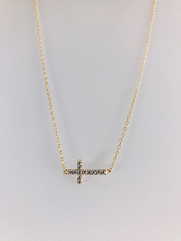 Cadena con cruz
