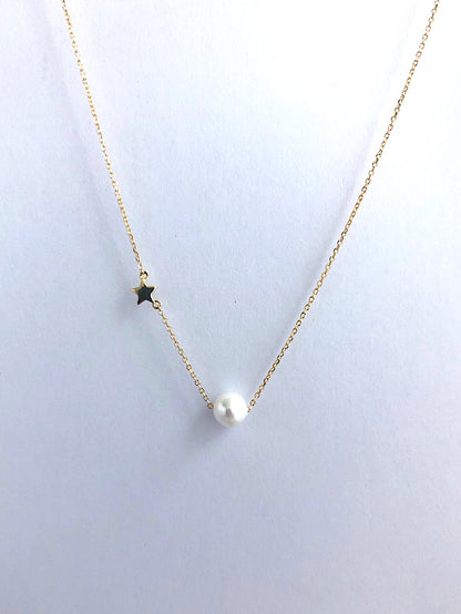 Cadena con perla pasante y estrellita