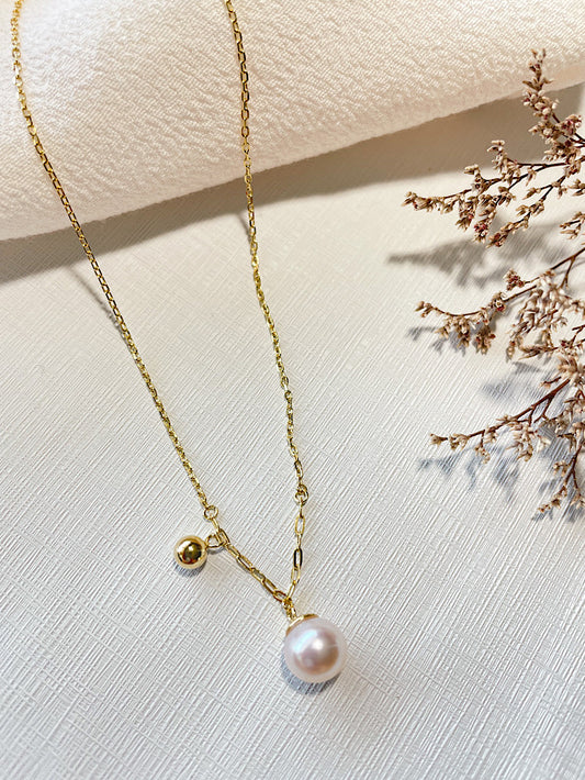 Cadena con perla y bolita