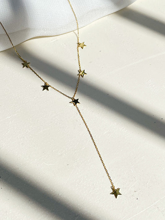 Collar corbatero estrellas lisas