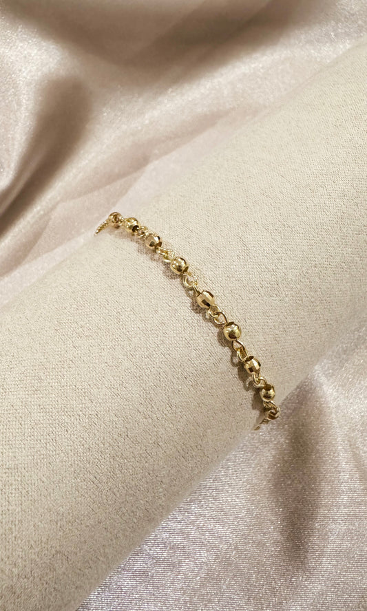 Pulsera cadena con bolitas lisas y facetadas