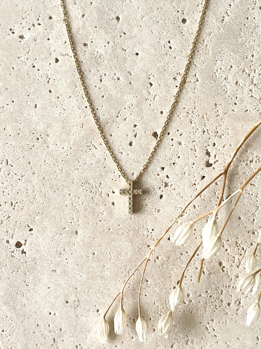 Cadena con dije cruz