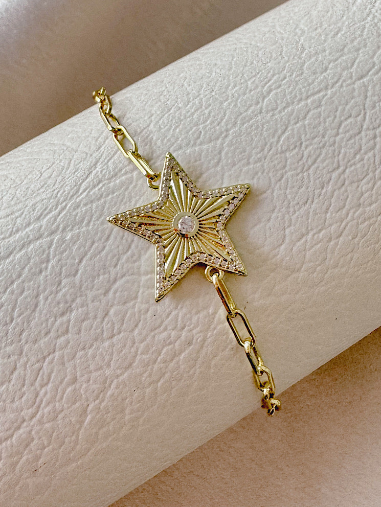 Pulsera paper clip con dije estrella