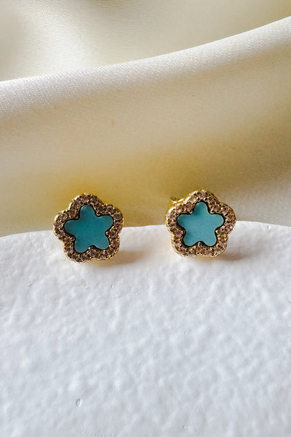 Aretes pegados flor