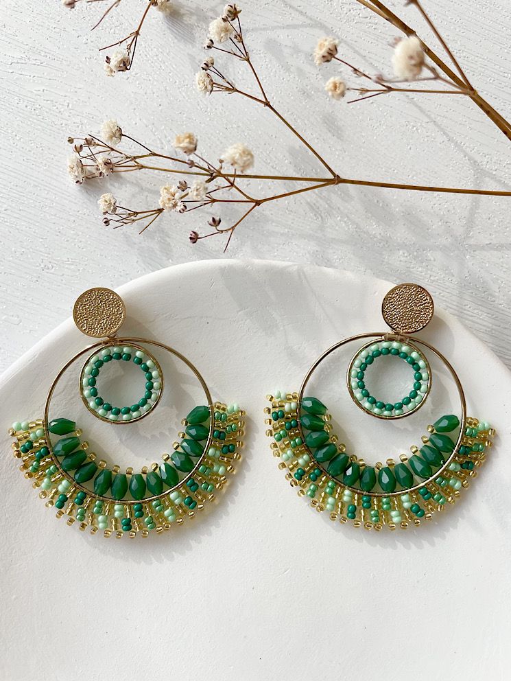 Aretes 2 argollas grandes con mostacillas y muranos