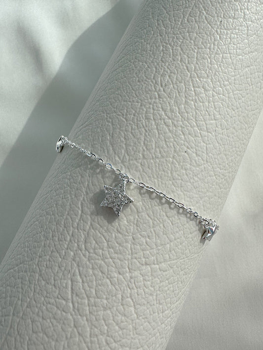 Pulsera 1 estrella con circones y 4 estrellitas lisas