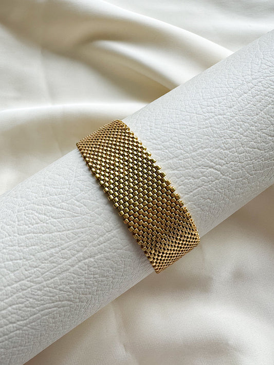 Pulsera tejida Miyuki 11 filas dorada