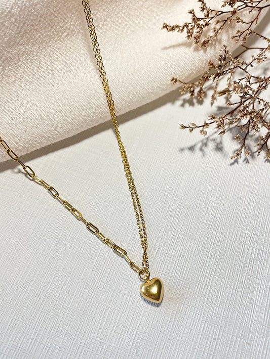 Collar mitad eslabones mitad cadena con corazón chiquito